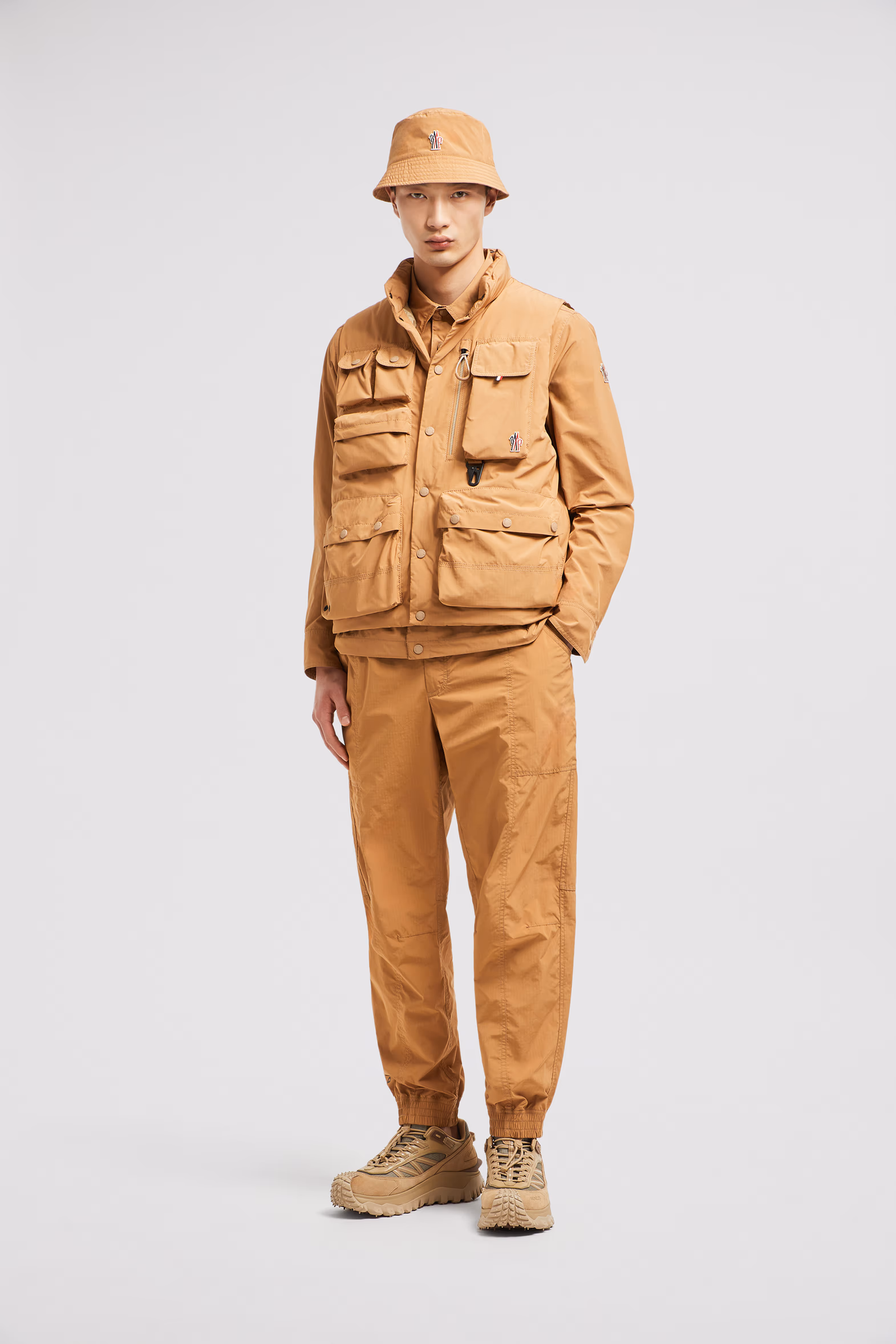 Chaleco plumífero Tongass Hombre Marrón claro Moncler 0
